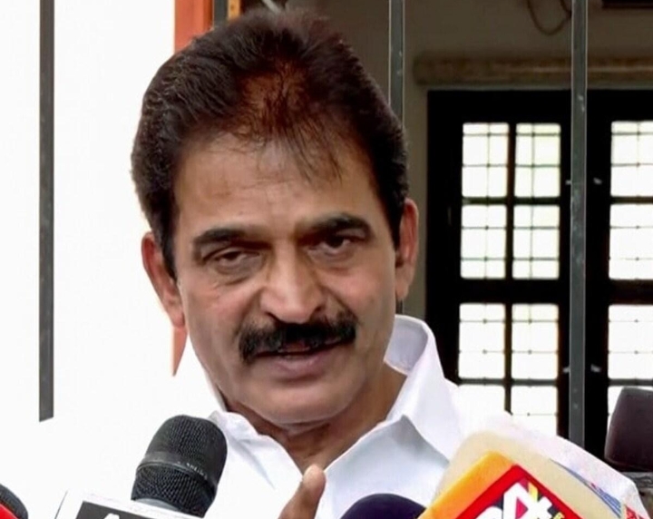 KC വേണുഗോപാലിന് മുൻതൂക്കം; മുഖ്യമന്ത്രി തിരഞ്ഞെടുപ്പിൽ കോൺഗ്രസിൽ നിർണായക നീക്കങ്ങൾ img 20260508 wa0025