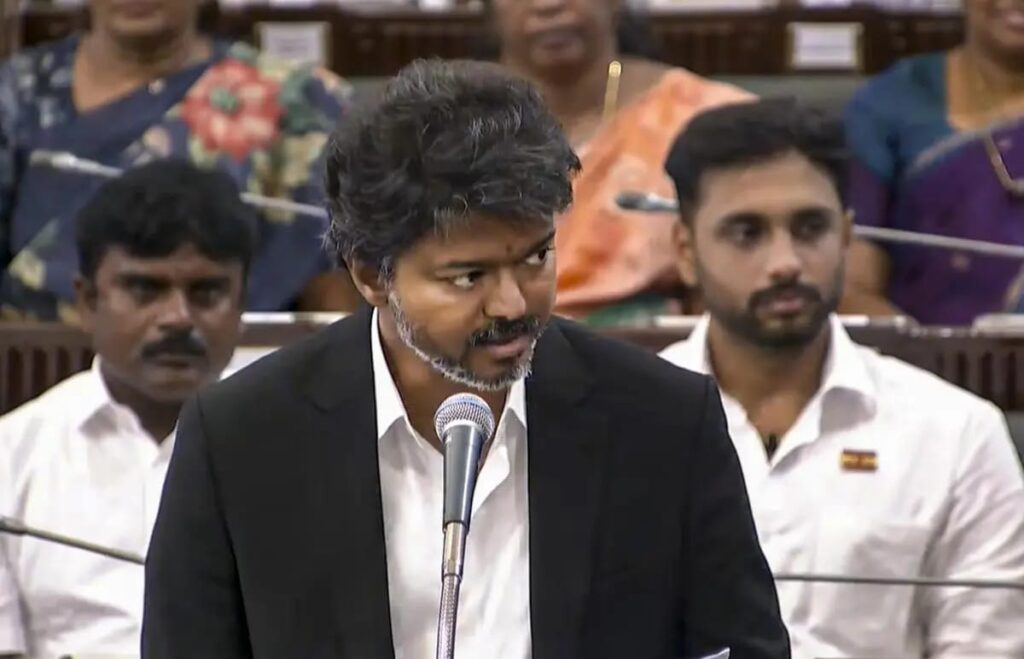 ഡൽഹിയിലേക്ക് രാഷ്ട്രീയ–സാമ്പത്തിക ദൗത്യവുമായി വിജയ്; കേന്ദ്ര ഫണ്ടും ദേശീയ ബന്ധങ്ങളും അജണ്ടയിൽ img 20260525 wa0018