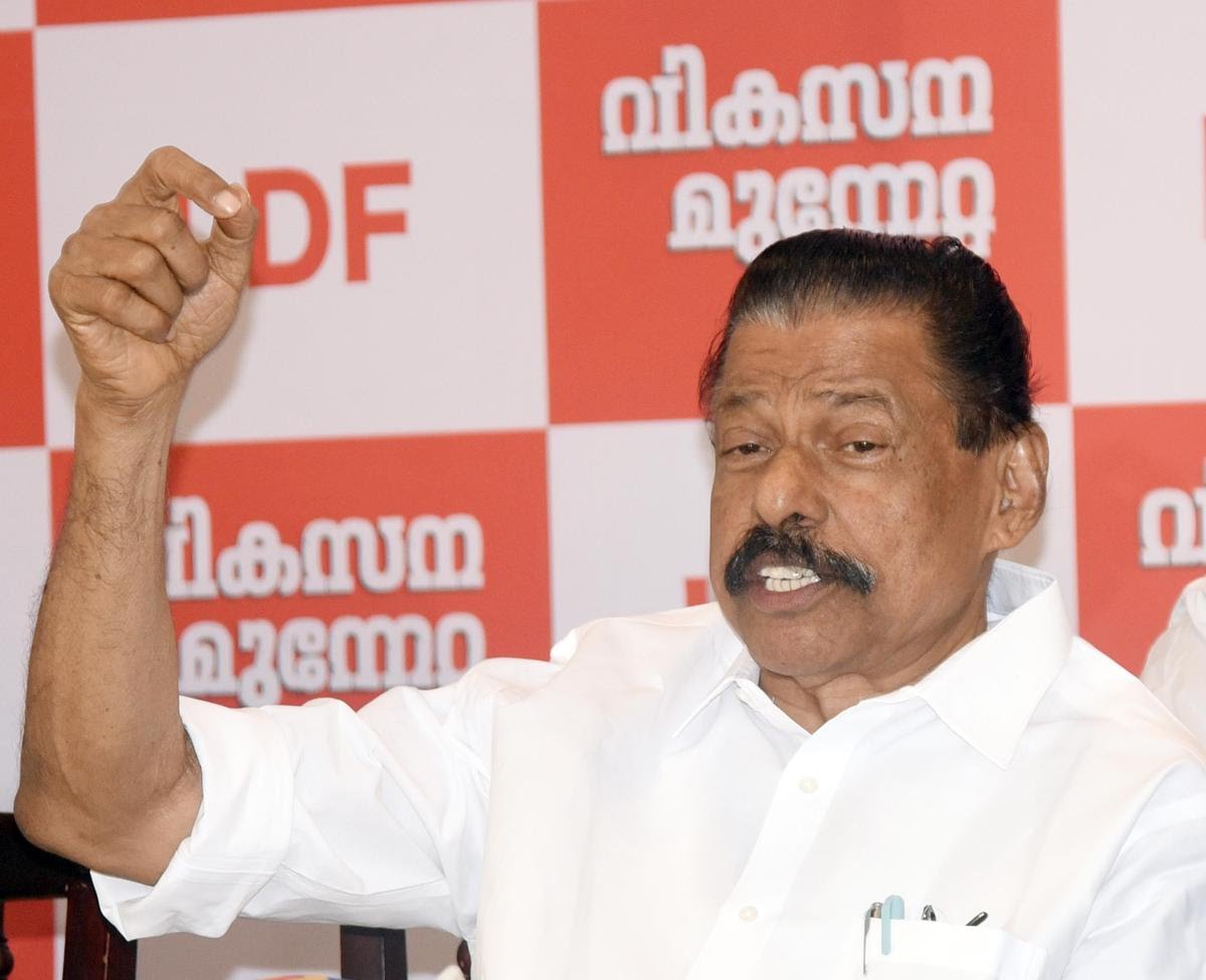 സി.പി.എമ്മിനെതിരെ വ്യാജ പ്രചാരണങ്ങൾ നടത്തുന്നതായി എം.വി. ഗോവിന്ദൻ; വിമർശനവുമായി വലതുപക്ഷ മാധ്യമങ്ങൾക്കെതിരെ ആരോപണം