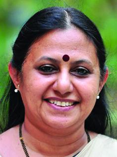 മാലിന്യത്തിൽ നിന്ന് മാറ്റത്തിന്റെ മാതൃക: ഹരിതകേരളം മിഷനിലൂടെ ടി. എൻ. സീമയുടെ പരിസ്ഥിതി ഇടപെടലുകൾ