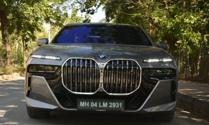 BMW i7: ഇന്ത്യയിൽ പുതിയ ഇലക്ട്രിക് ആഡംബര സെഡാൻ